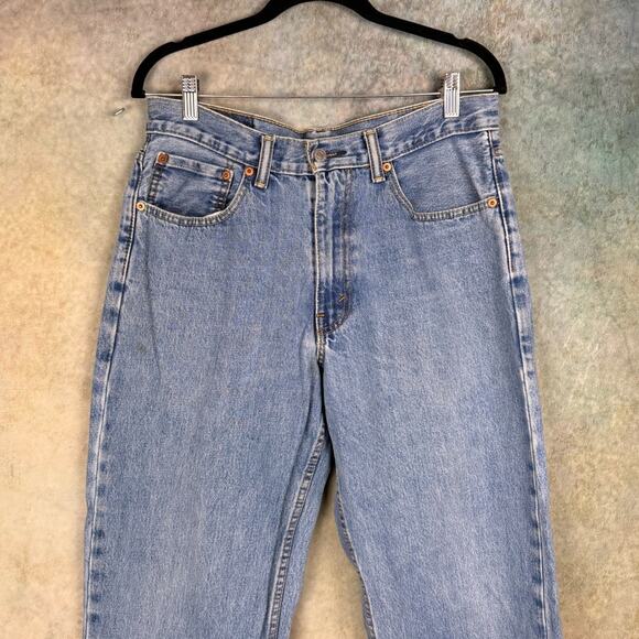 VTG Y2K Levis 550 Denim Jeans Sz 33x34 Blue Straight Leg Regular Fit Medium Wash - Picture 4 of 10